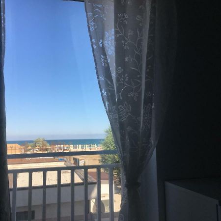 Apartament Briza De Promenada 1 Нэводари Экстерьер фото